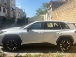 Toyota RAV4-8