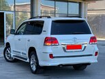 Toyota Land Cruiser-5