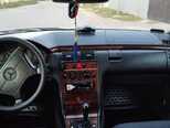 Mercedes E 240-12