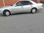 Mercedes E 240-10