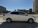 Mitsubishi Attrage-3