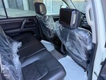 Toyota Land Cruiser-16