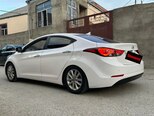Hyundai Elantra-7