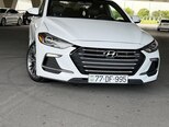 Hyundai Elantra-1