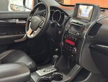 Kia Sorento-16