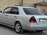 Mercedes C 250-9