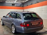 Mercedes E 220-11
