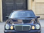 Mercedes E 240-2