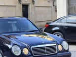 Mercedes E 240-10
