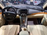 Hyundai Sonata-16