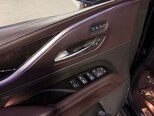 Cadillac Escalade-V-8