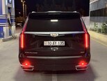 Cadillac Escalade-V-12