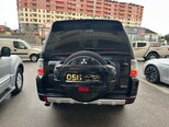 Mitsubishi Pajero-9