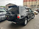 Mitsubishi Pajero-14