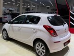 Hyundai i20-7