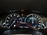 BMW 530e-11