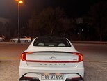 Hyundai Sonata-2