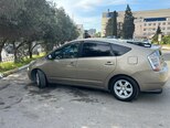 Toyota Prius-7