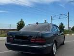 Mercedes E 220-5