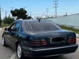 Mercedes E 220-4