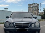 Mercedes E 220-3