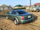 Volkswagen Passat-2