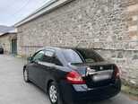Nissan Tiida-3