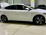 Hyundai Elantra-6