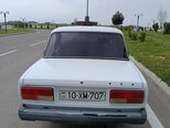 LADA (VAZ) 2107-2