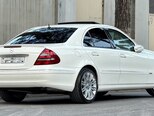 Mercedes E 240-11