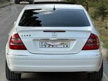 Mercedes E 240-12