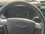 Ford Transit-12