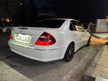Mercedes E 240-3