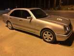 Mercedes E 240-4