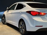 Hyundai Elantra-19