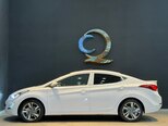 Hyundai Elantra-11