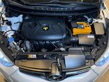 Hyundai Elantra-25
