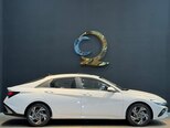 Hyundai Elantra-4