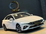 Hyundai Elantra-1