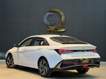 Hyundai Elantra-9
