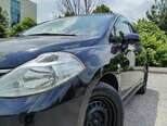 Nissan Tiida-13