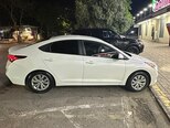 Hyundai Accent-3