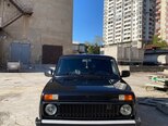 LADA (VAZ) Niva-11