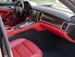 Porsche Panamera GTS-7