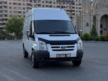 Ford Transit-1