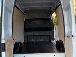 Ford Transit-11