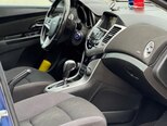 Chevrolet Cruze-10