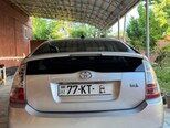 Toyota Prius-2