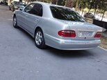 Mercedes E 240-2