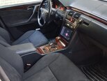 Mercedes E 240-7